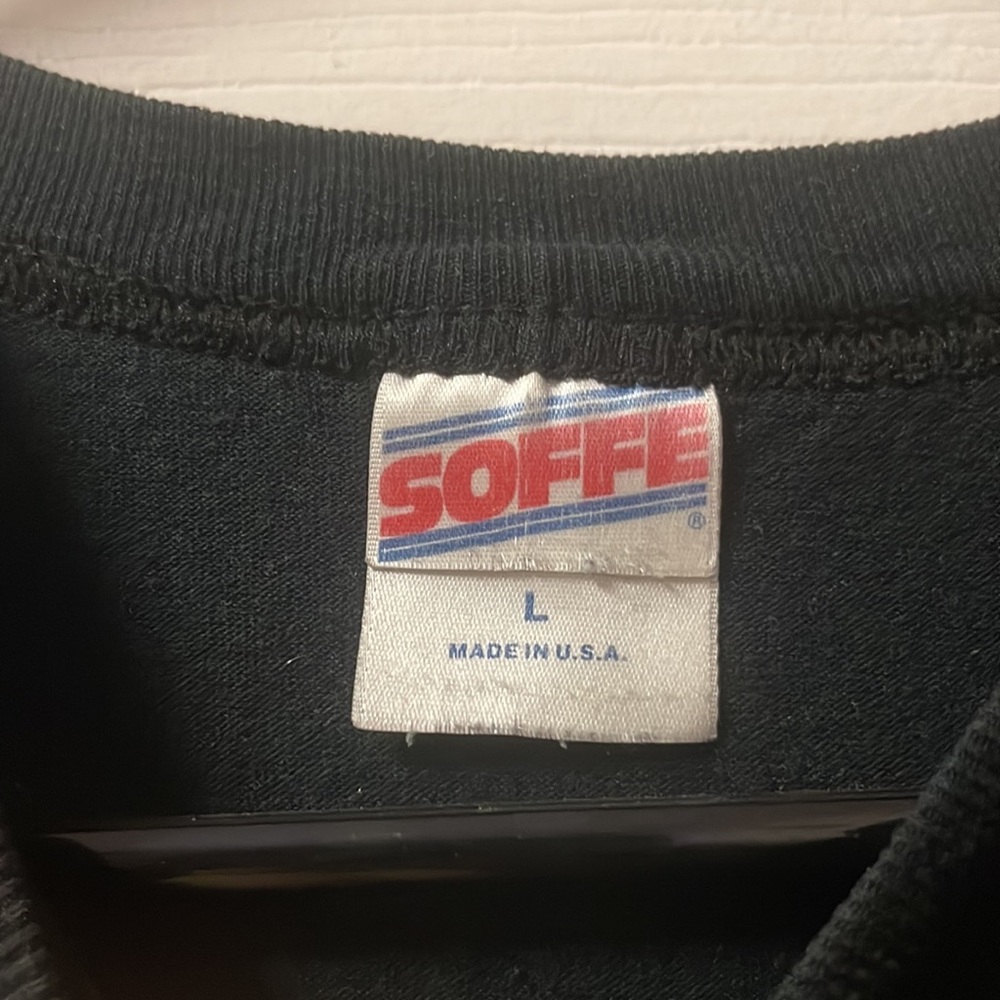 Vintage Soffe Men's Size Large Black Worn In Comfy Soft T Shirt